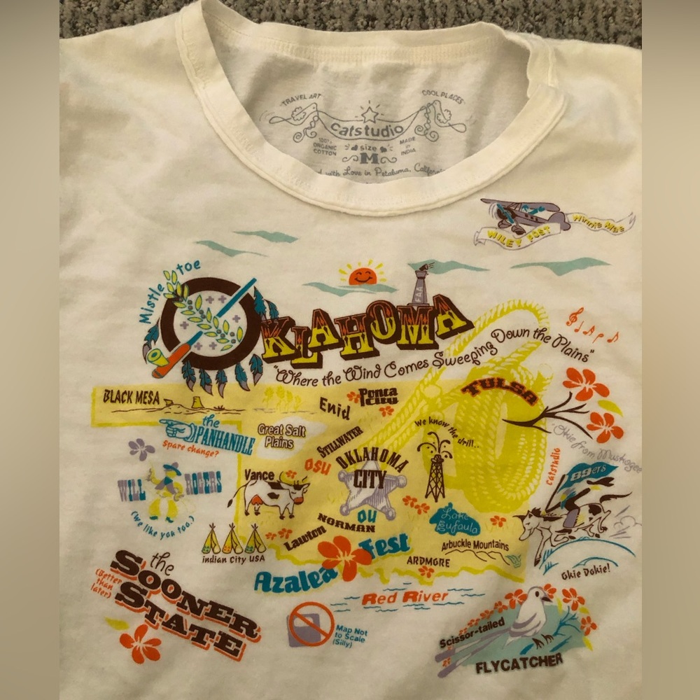 Catstudio Oklahoma tshirt size sm/med